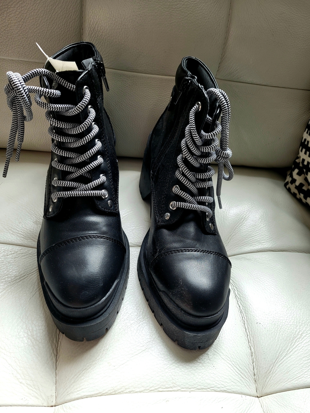 Women's Black Lace-Up Platform Ankle Boots